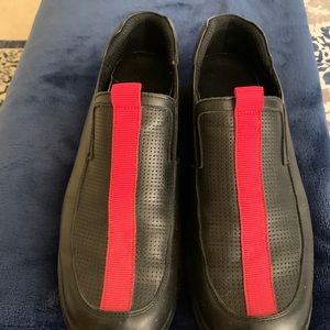 Italian Sneakers Size 41 or 8 from Milan, Italy 🇮🇹 great fit, and style 🇮🇹